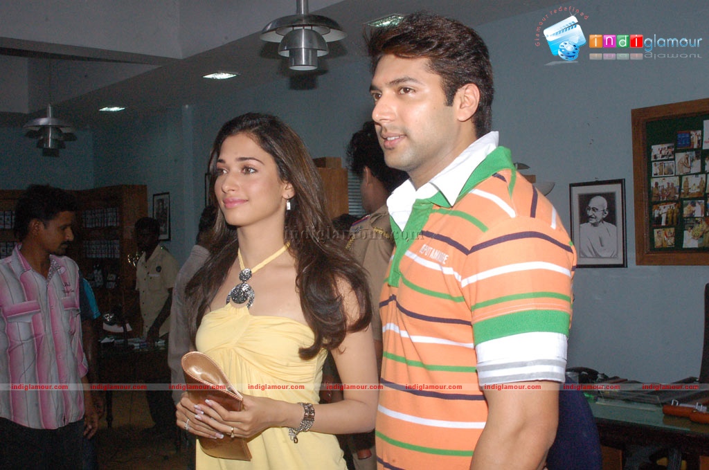 Thillalangadi Movie Launch Event hd photo